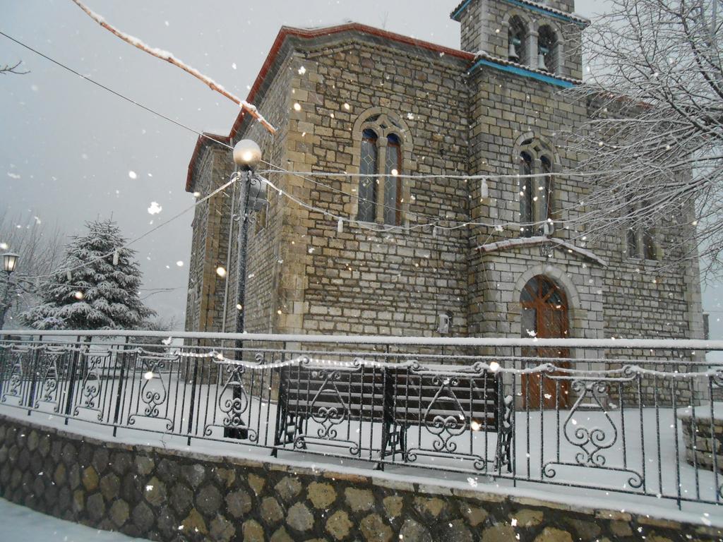 Oihalia Guesthouse Fidhakia Экстерьер фото