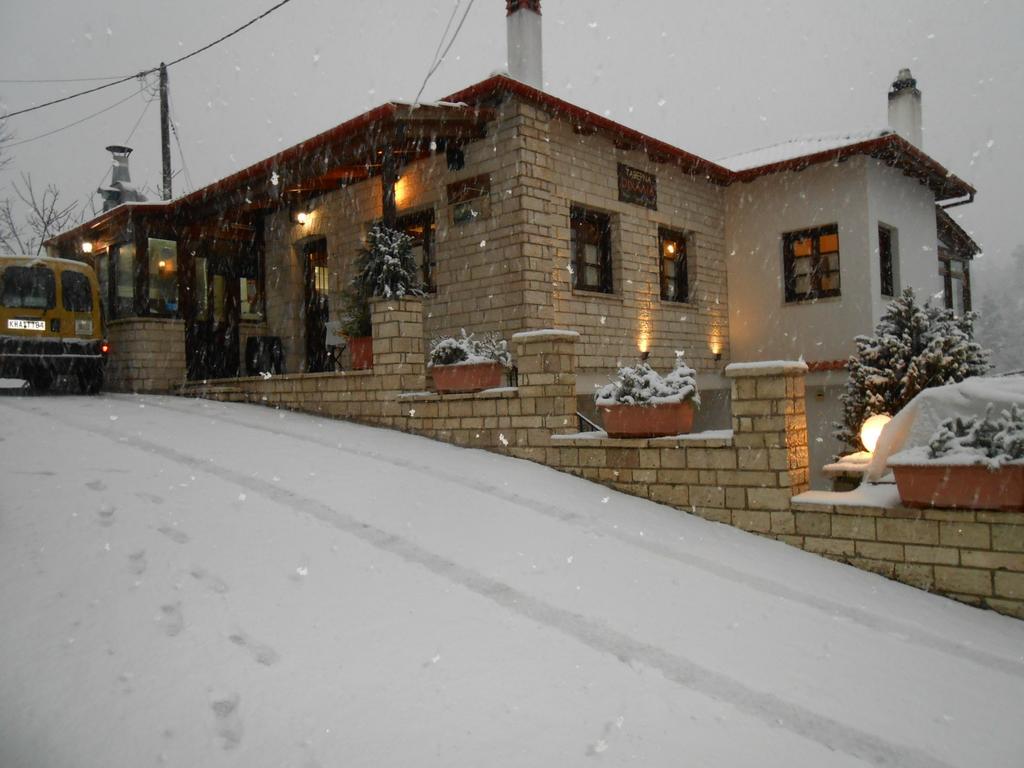 Oihalia Guesthouse Fidhakia Экстерьер фото