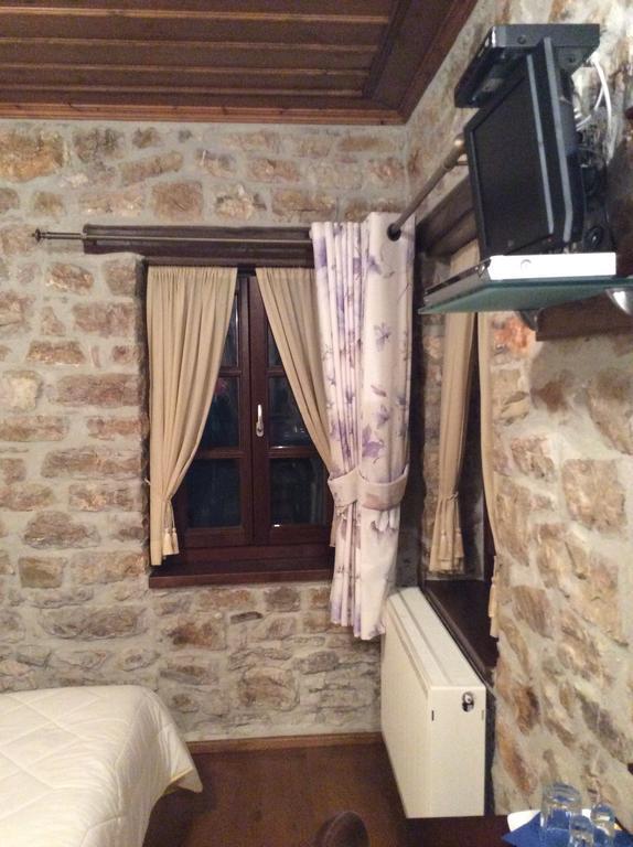 Oihalia Guesthouse Fidhakia Экстерьер фото