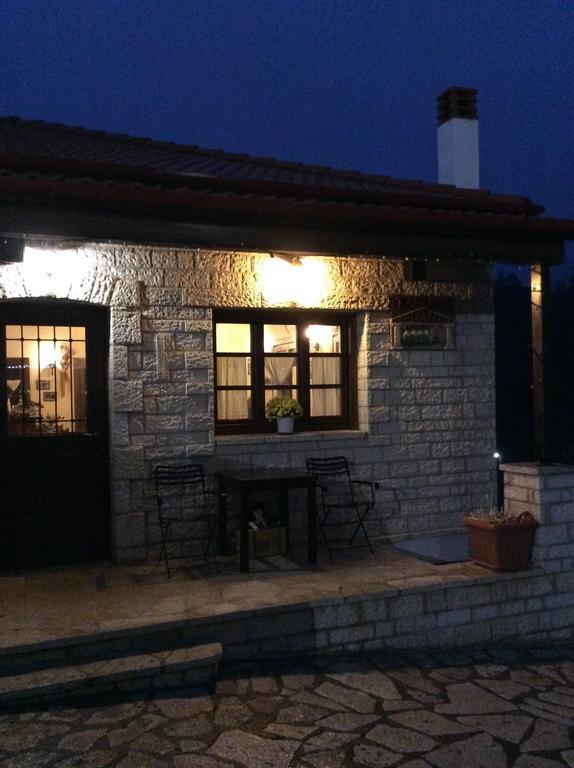 Oihalia Guesthouse Fidhakia Экстерьер фото