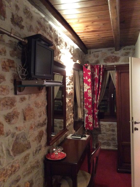 Oihalia Guesthouse Fidhakia Экстерьер фото