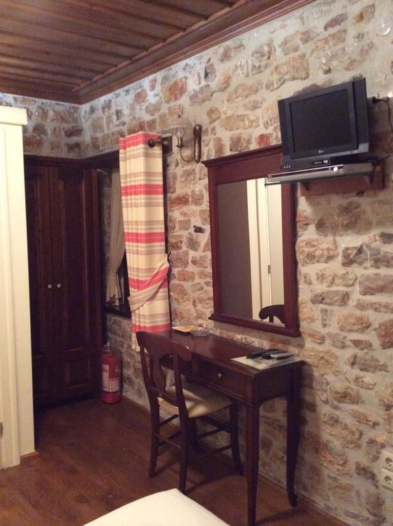 Oihalia Guesthouse Fidhakia Экстерьер фото